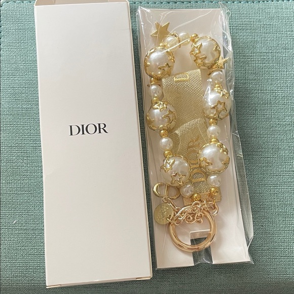 Dior Gold and Pearl Keychain - Picture 1 of 3